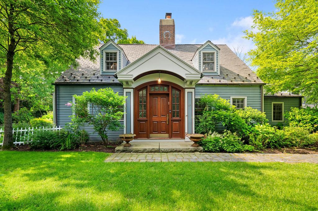 #1 photo, 22 Crane Road, Scarsdale , NY 10583