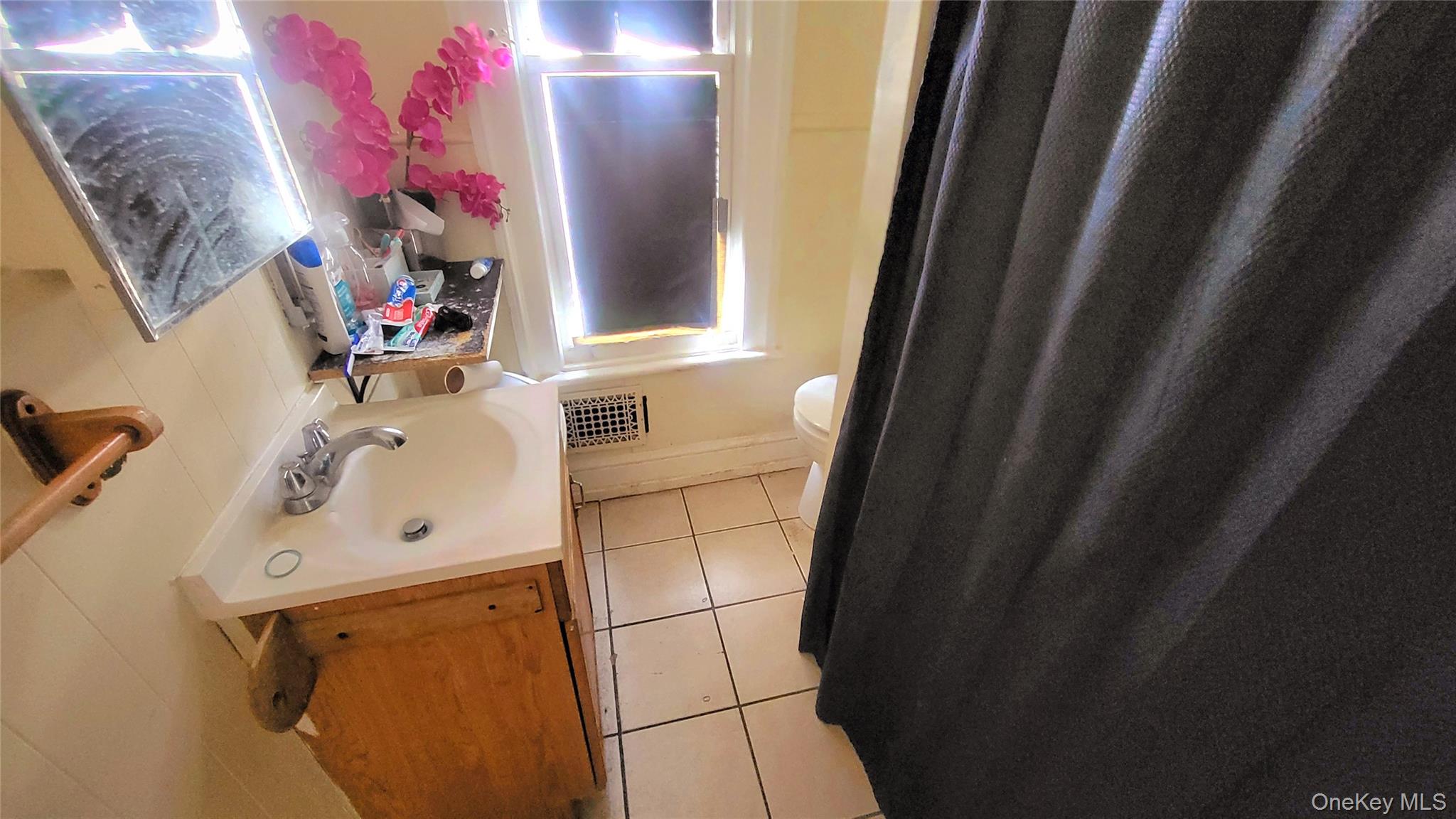 #15 photo, 257 Church St, Poughkeepsie , NY 12601