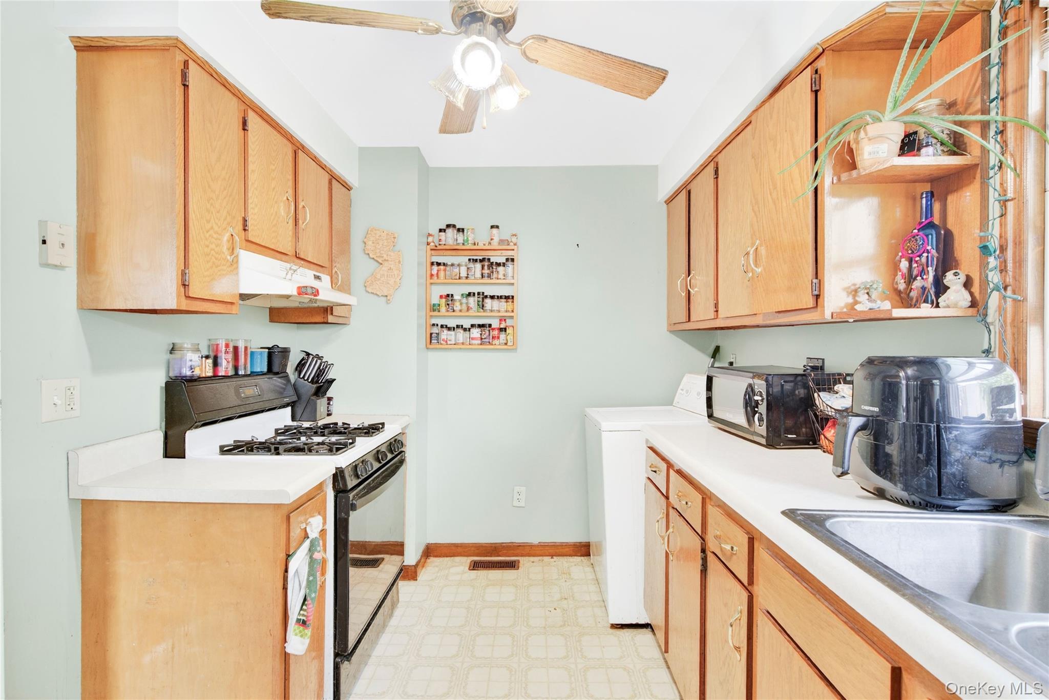 #18 photo, 131 Front Street, Port Jervis , NY 12771