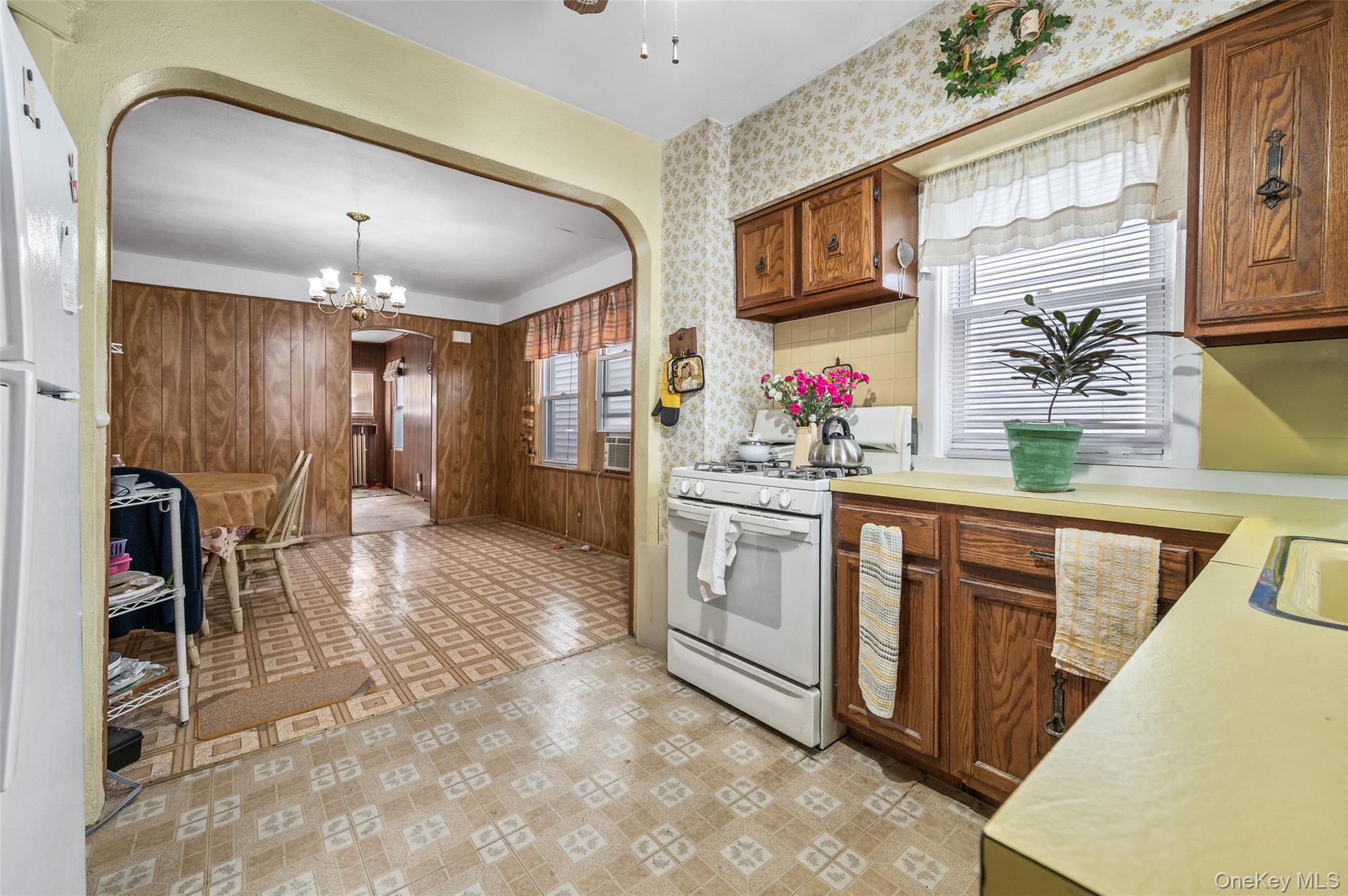 #10 photo, 1615 Mahan Avenue, ブロンクス区 Bronx , NY 10461