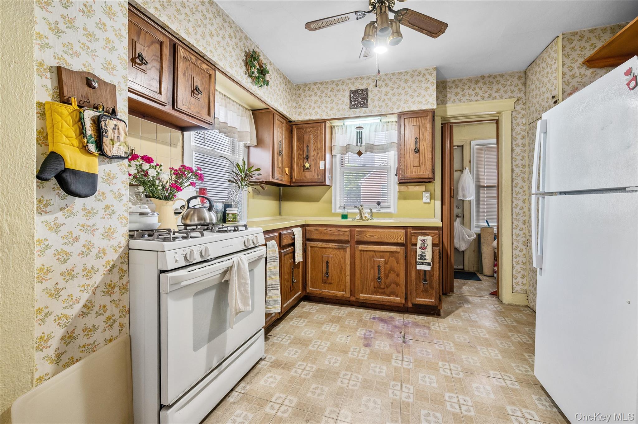 #9 photo, 1615 Mahan Avenue, ブロンクス区 Bronx , NY 10461