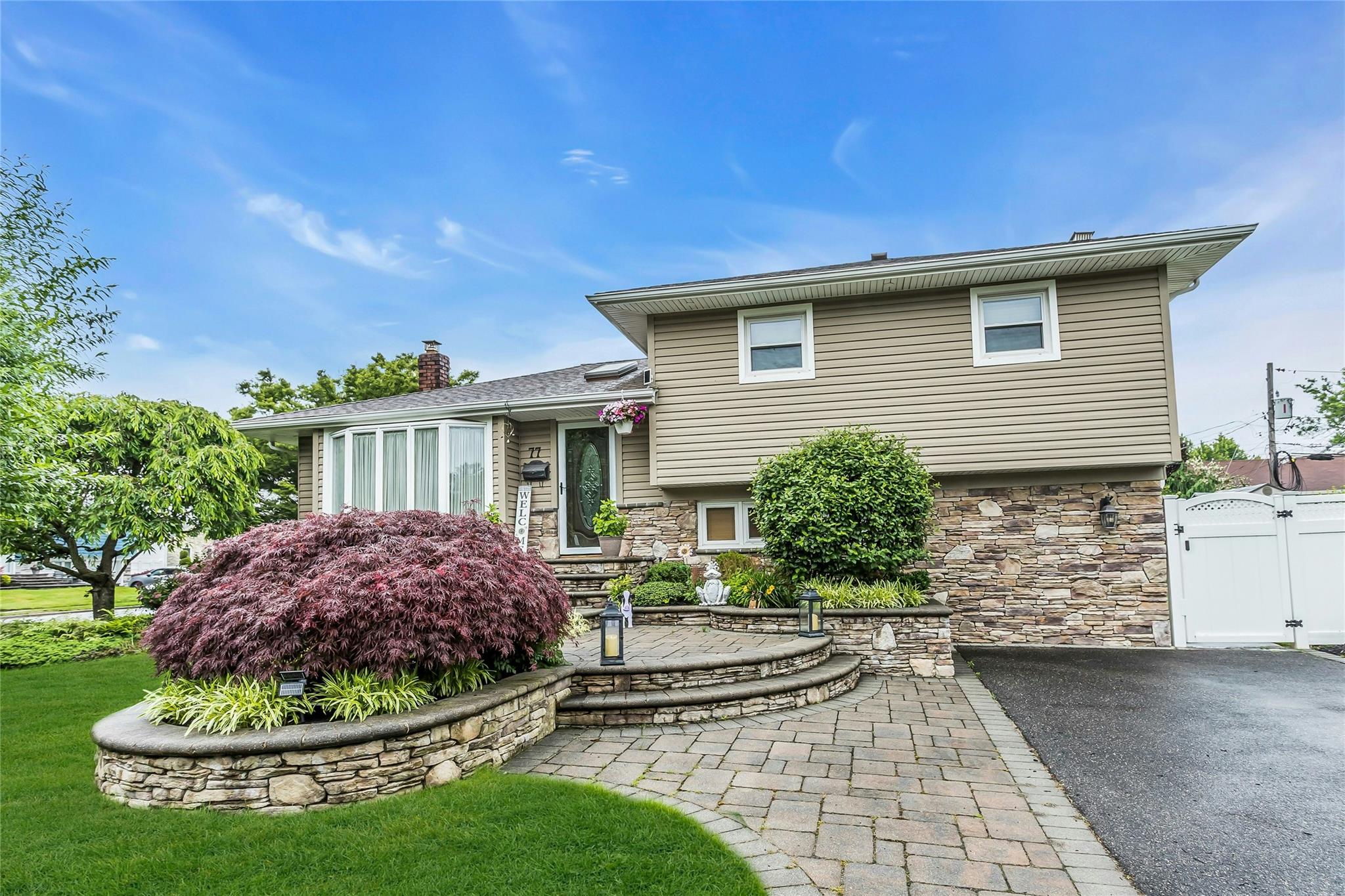 #1 photo, 77 Lincoln Road, 長島 Plainview , NY 11803