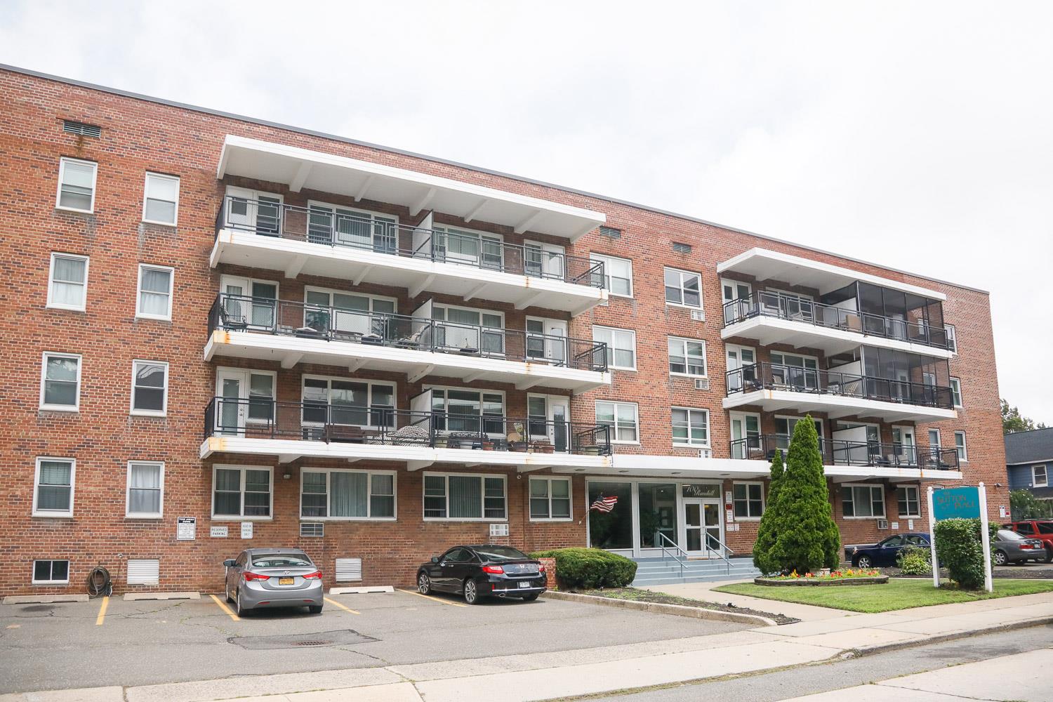 #1 photo, 100 Randall Avenue, ناسو Freeport , NY 11520