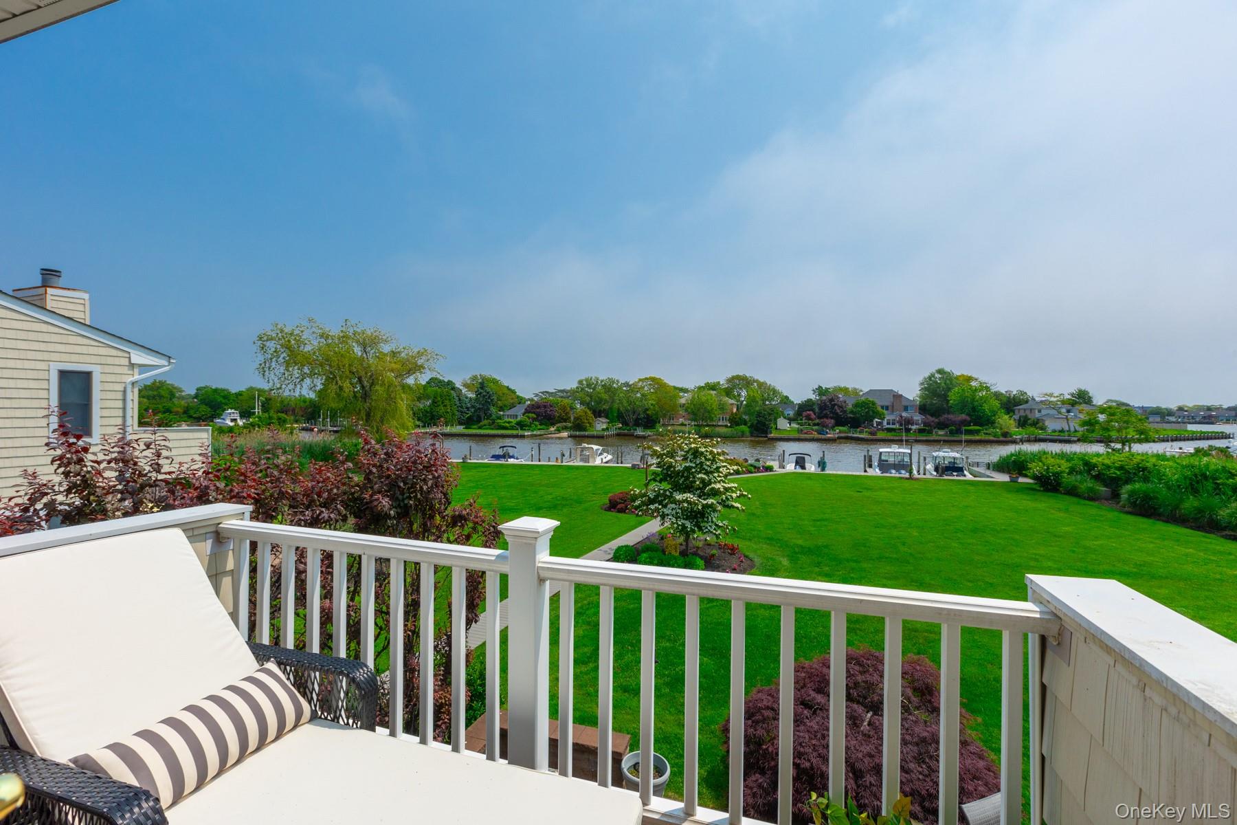 #19 photo, 10 Hidden Harbor Drive, サフォーク郡 Babylon , NY 11702