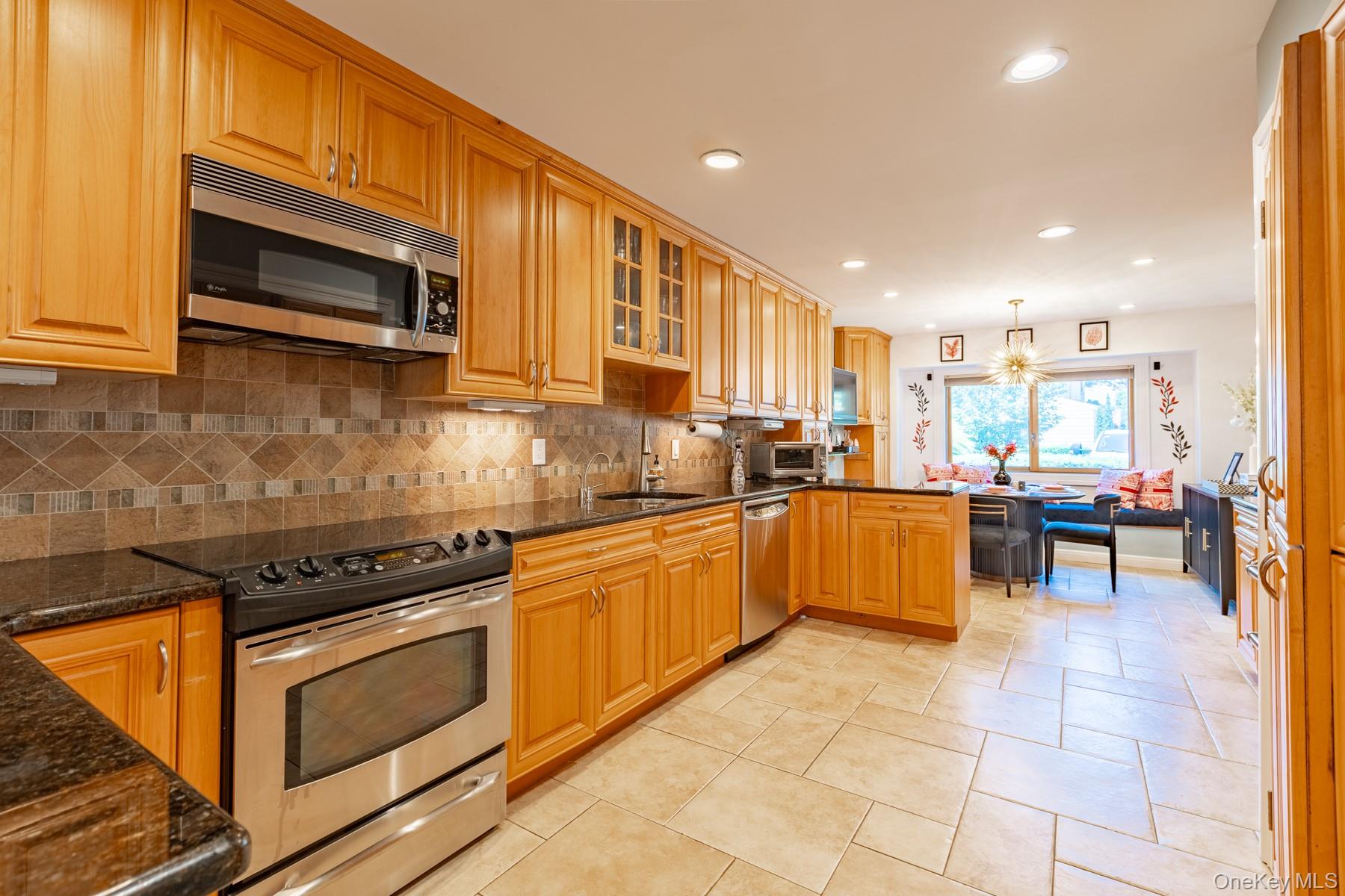 #5 photo, 10 Hidden Harbor Drive, サフォーク郡 Babylon , NY 11702