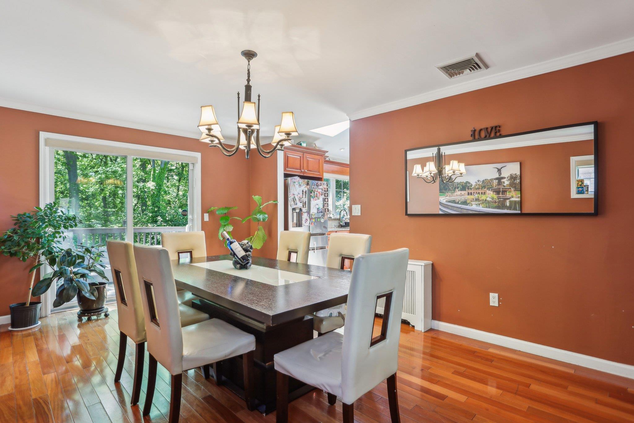 #4 photo, 80-36 208th Street, 皇后区 Hollis Hills , NY 11427