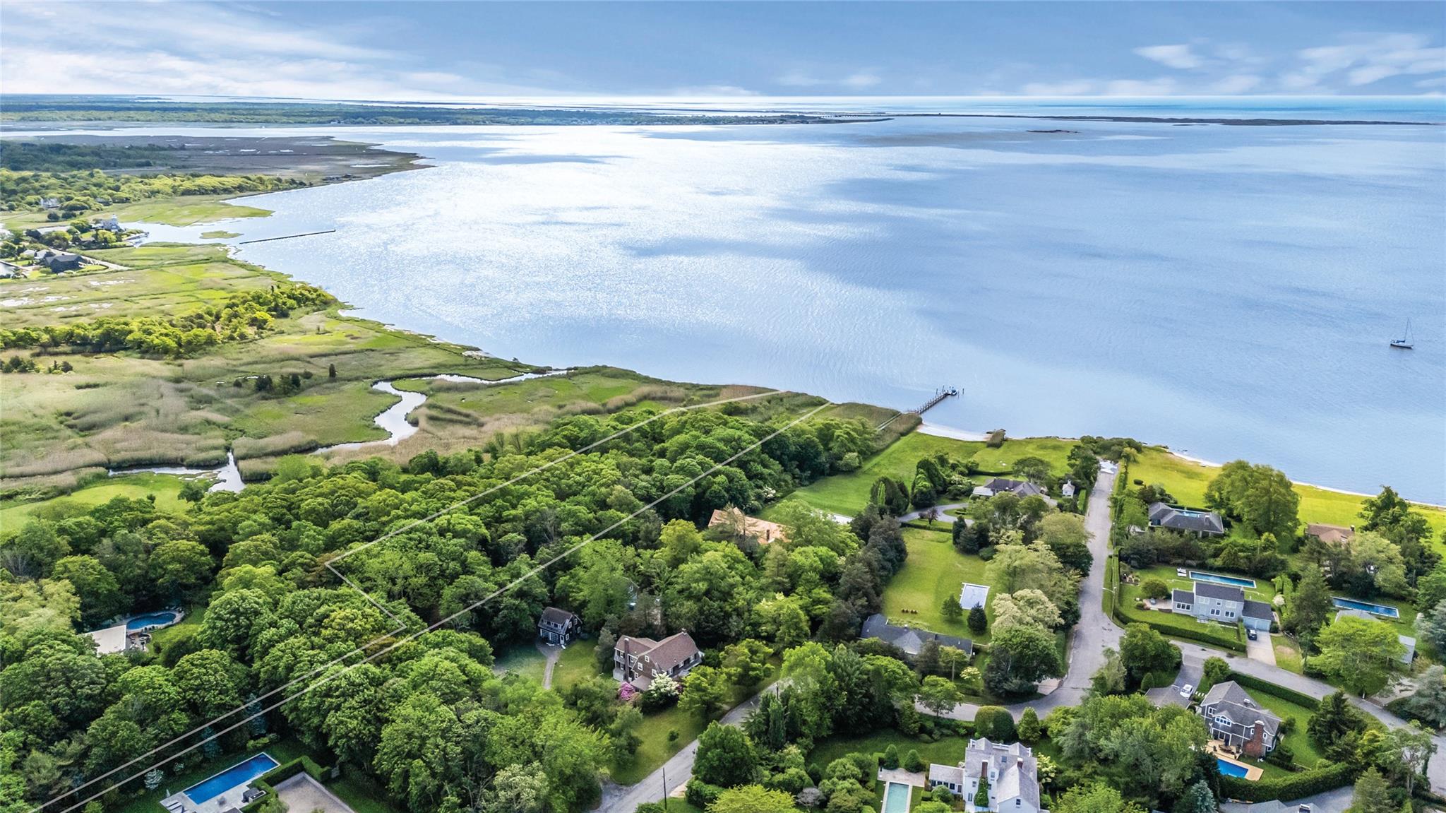 #17 photo, 198 South Country Road, サフォーク郡 Bellport , NY 11713