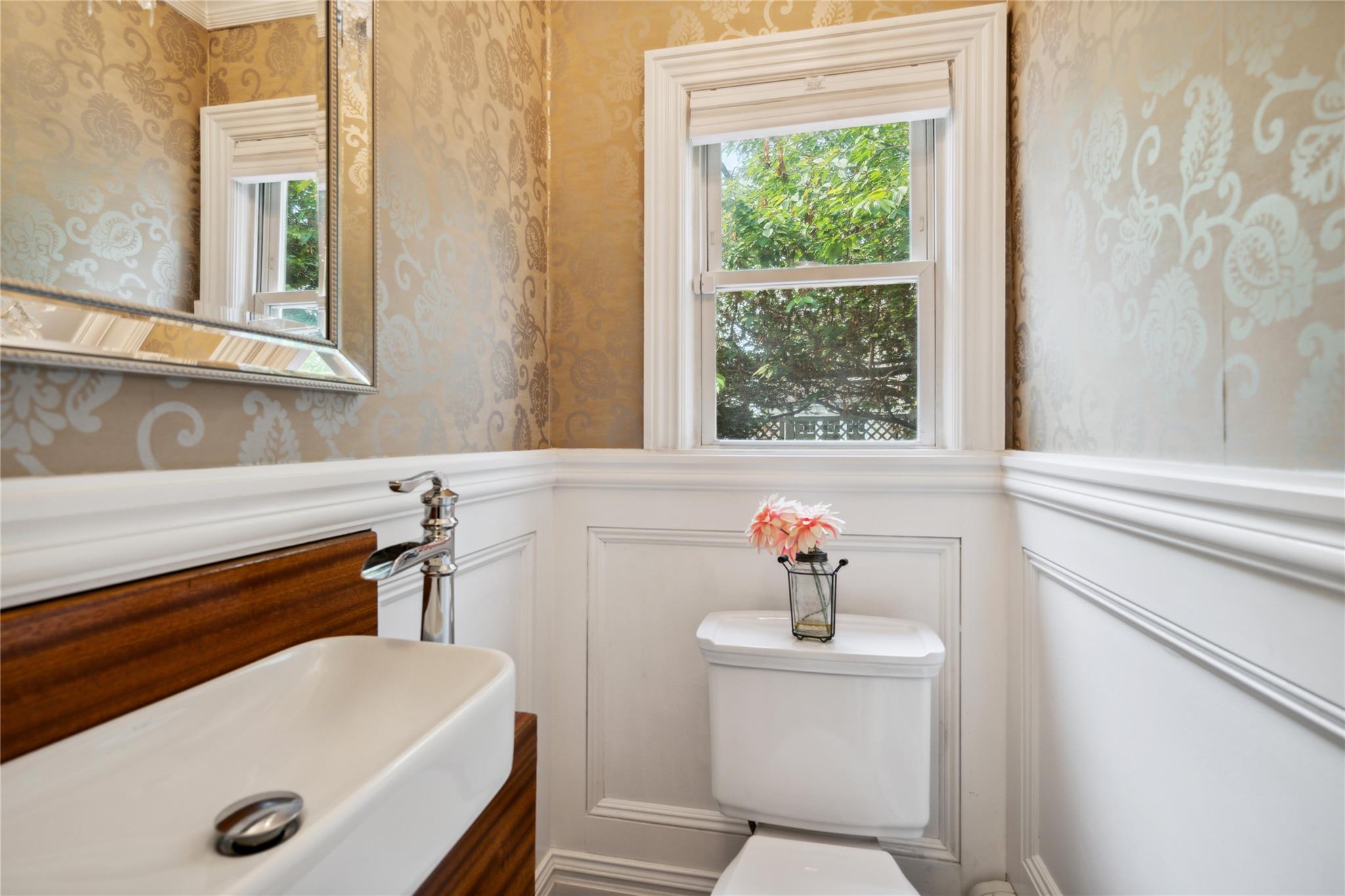 #13 photo, 10 Atlas Avenue, 长岛 Malverne , NY 11565