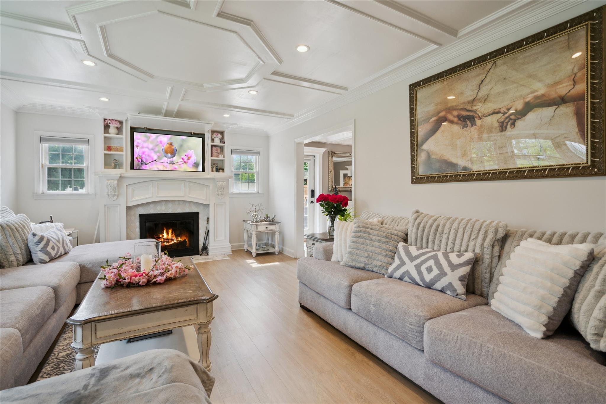 #3 photo, 10 Atlas Avenue, 长岛 Malverne , NY 11565