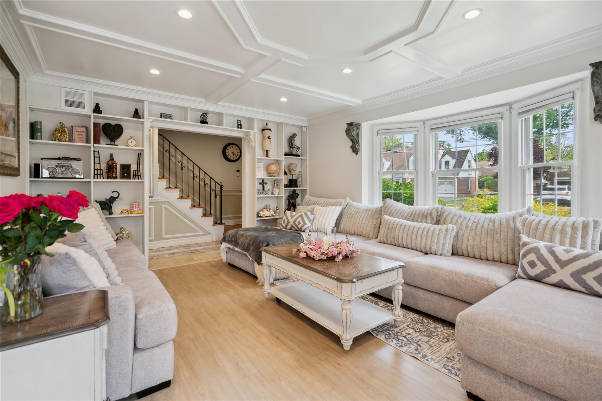 #5 photo, 10 Atlas Avenue, 长岛 Malverne , NY 11565