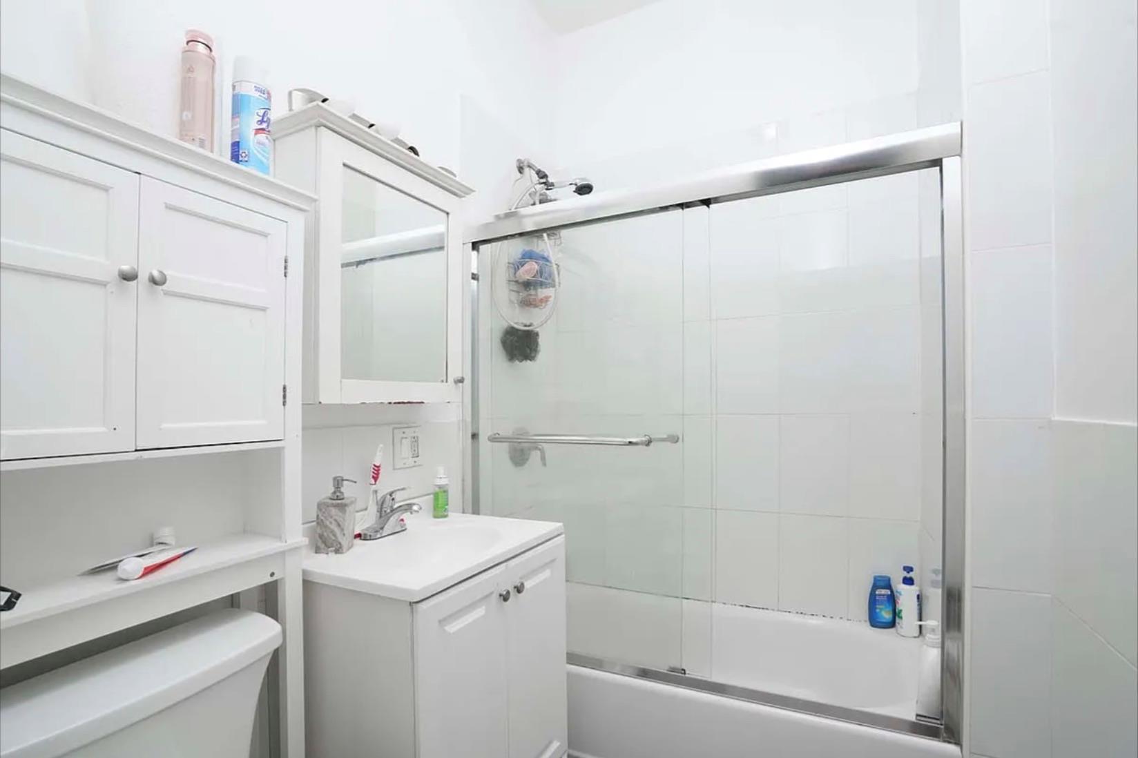 #10 photo, 29-15 Astoria Boulevard, クイーンズ区 Astoria , NY 11102