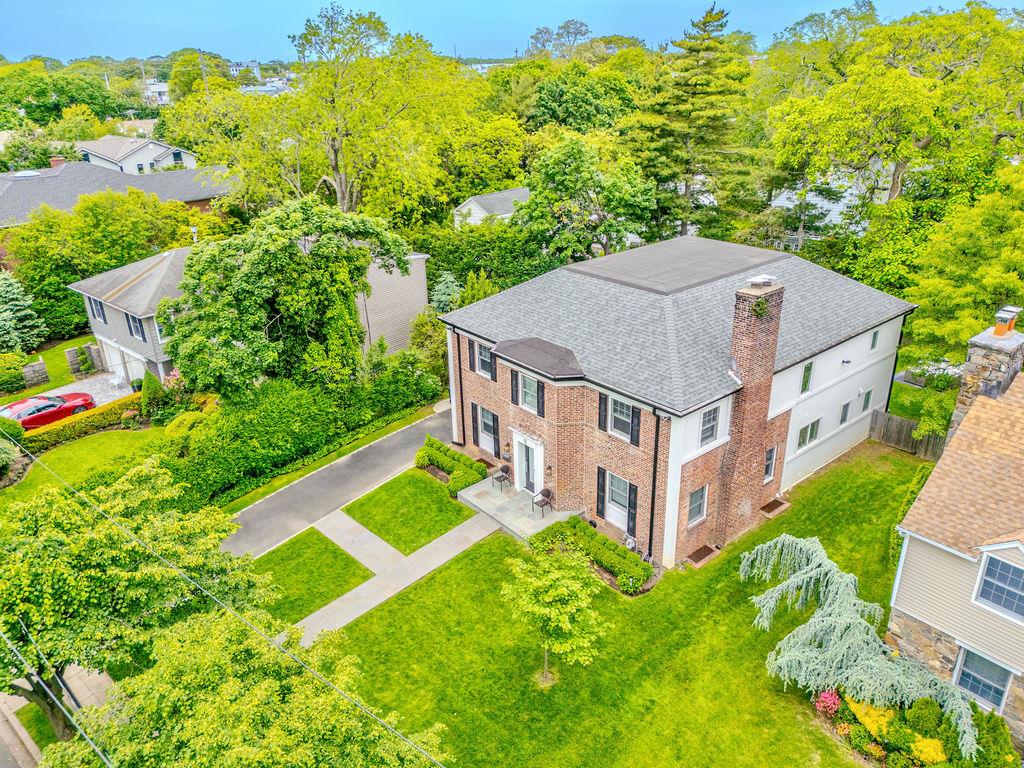 #2 photo, 8 Stuyvesant Place, ナッソー郡 Lawrence , NY 11559