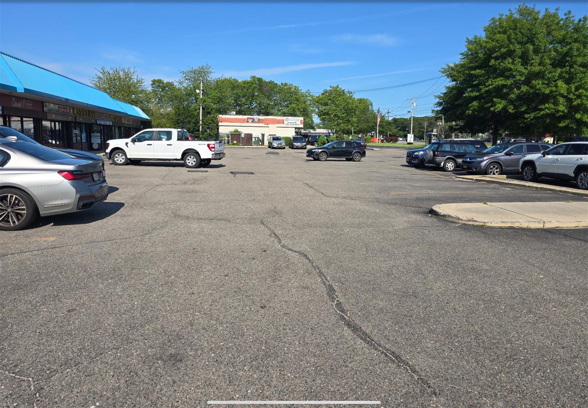 #2 photo, 3311 Veterans Memorial Highway, サフォーク郡 Ronkonkoma , NY 11779