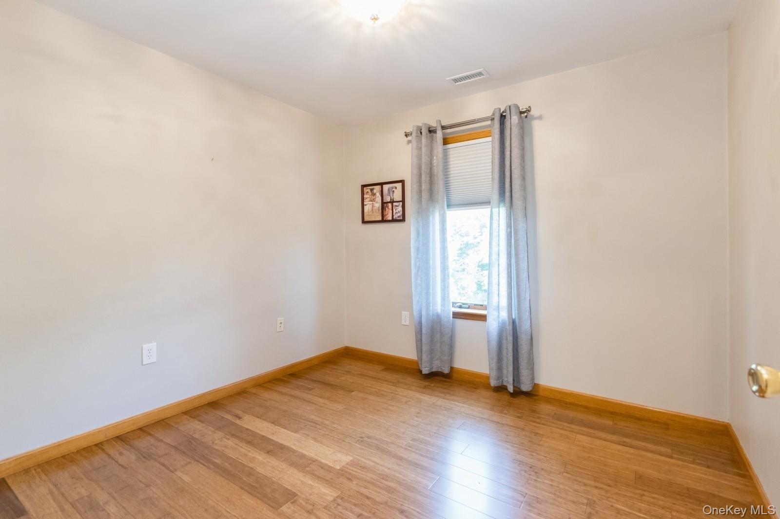 #20 photo, 61 Sherwood Heights, Wappingers Falls , NY 12590