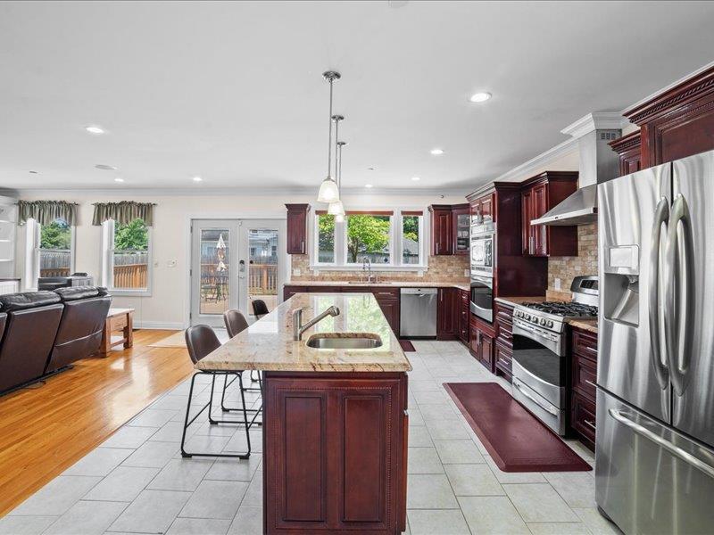 #9 photo, 283 Harrison Avenue, Harrison , NY 10528