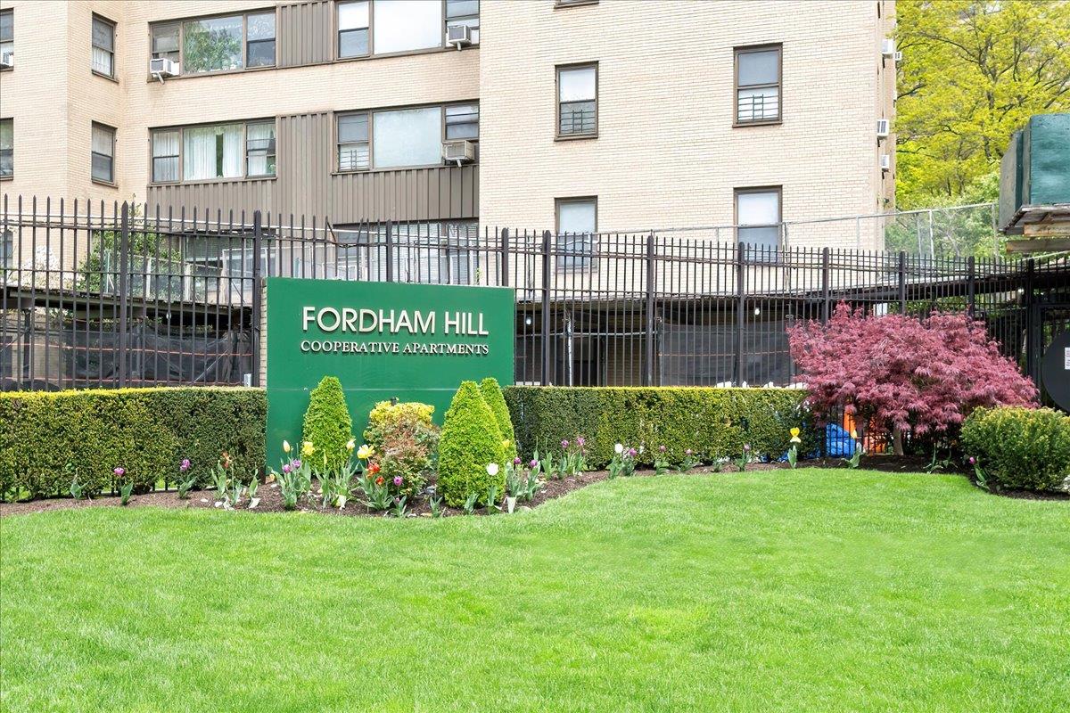 #2 photo, 3 Fordham Hill Oval, ブロンクス区 Bronx , NY 10468