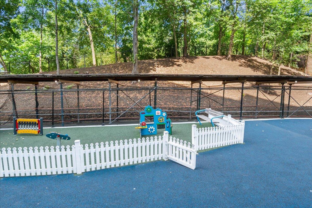 #20 photo, 3 Fordham Hill Oval, ブロンクス区 Bronx , NY 10468