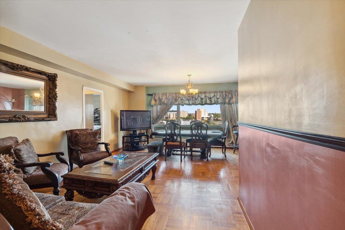 #4 photo, 3 Fordham Hill Oval, ブロンクス区 Bronx , NY 10468