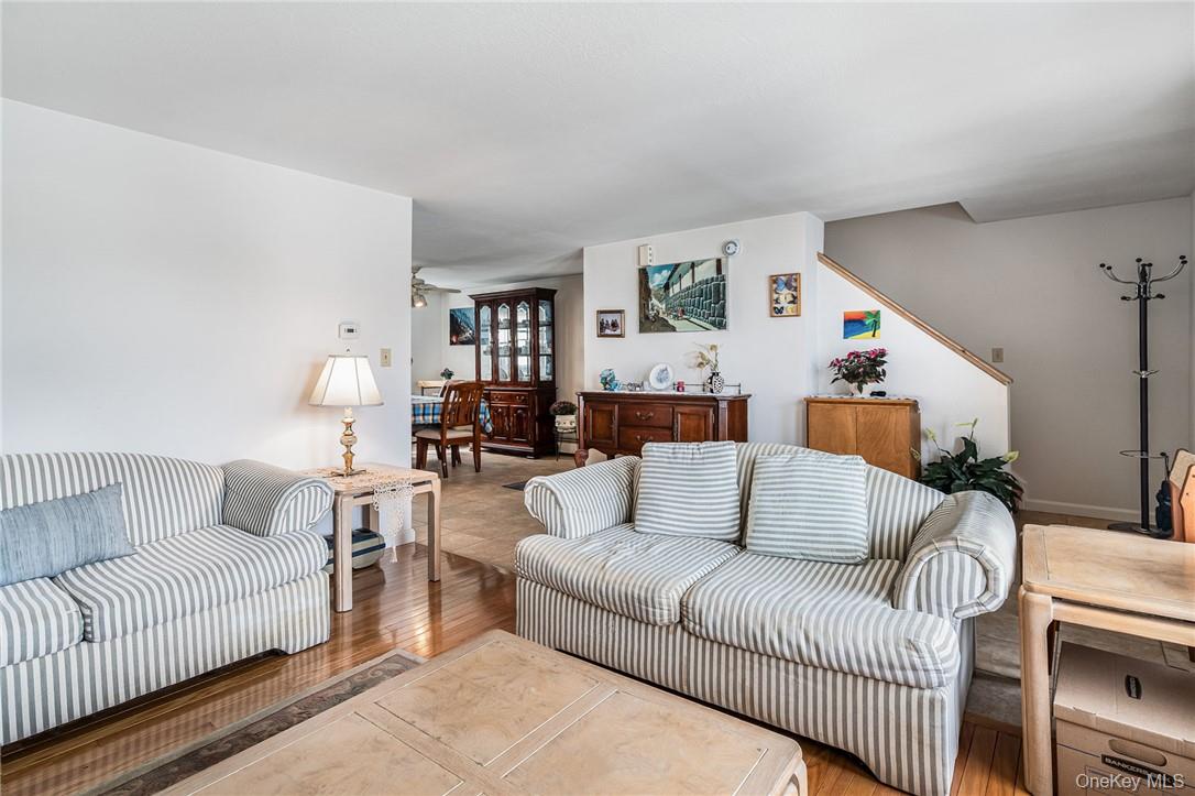 #5 photo, 651 Plaza Avenue, Mamaroneck , NY 10543