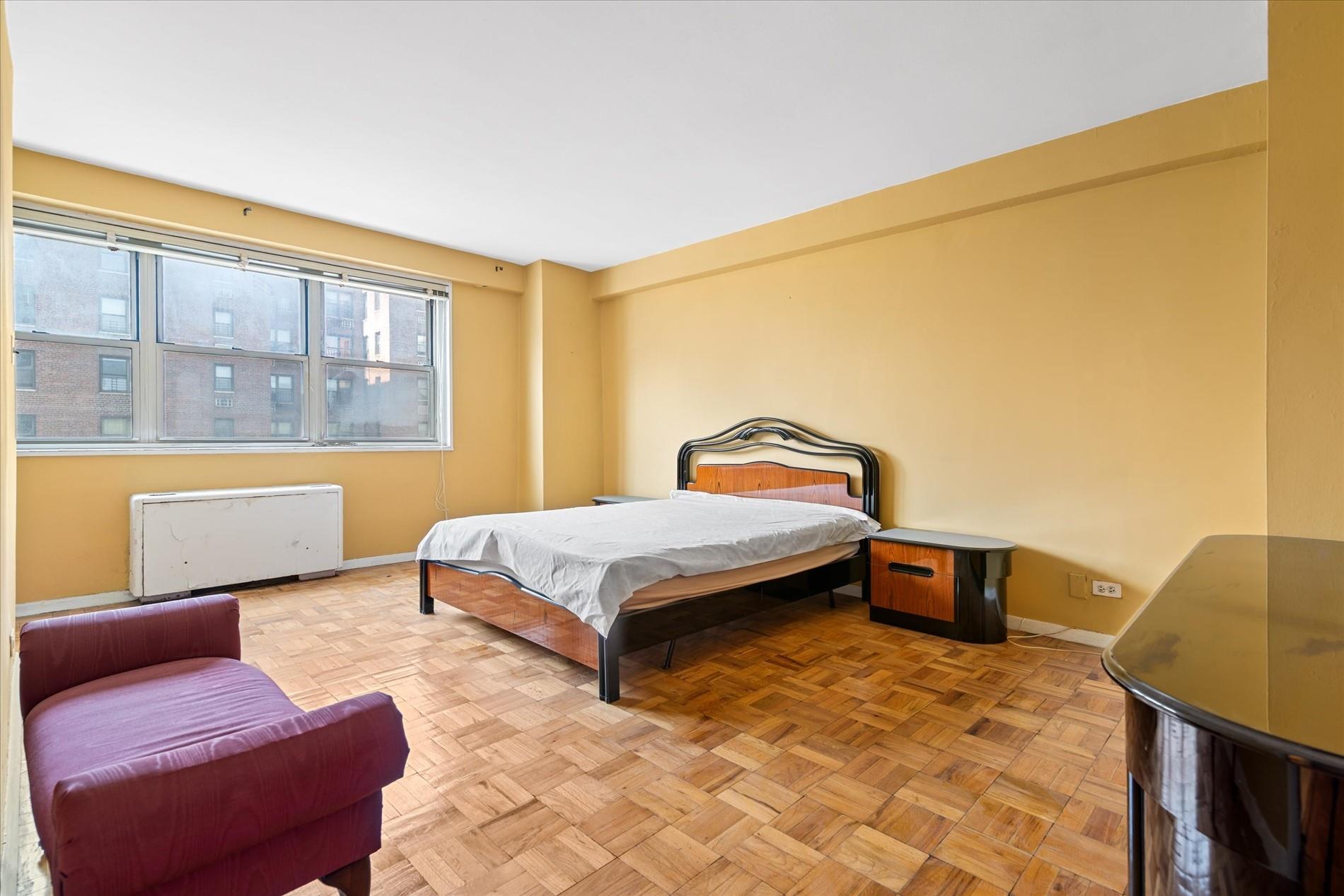 #11 photo, 102-30 66th Road, Forest Hills , NY 11375