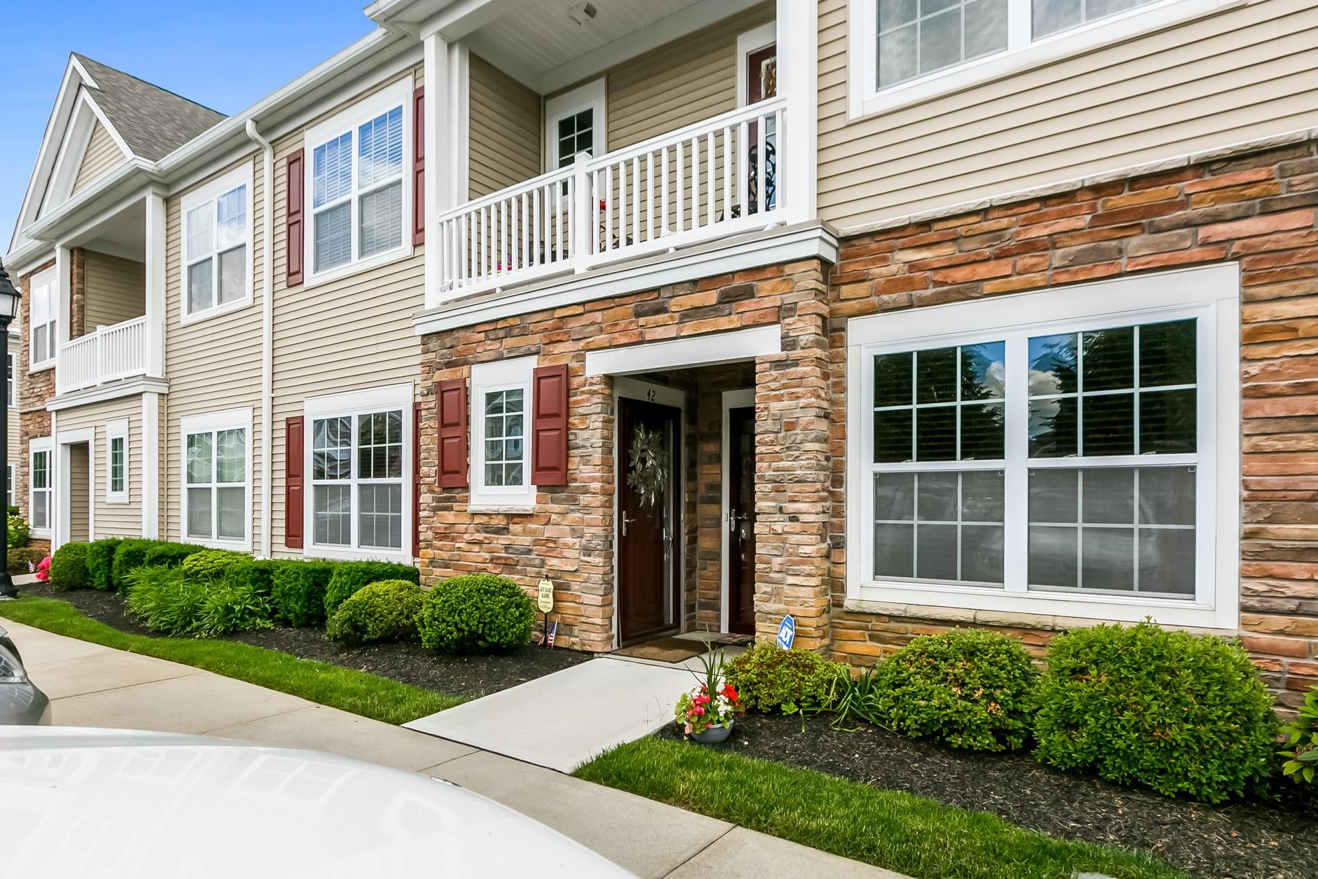 #1 photo, 42 Southampton Drive, Massapequa , NY 11758