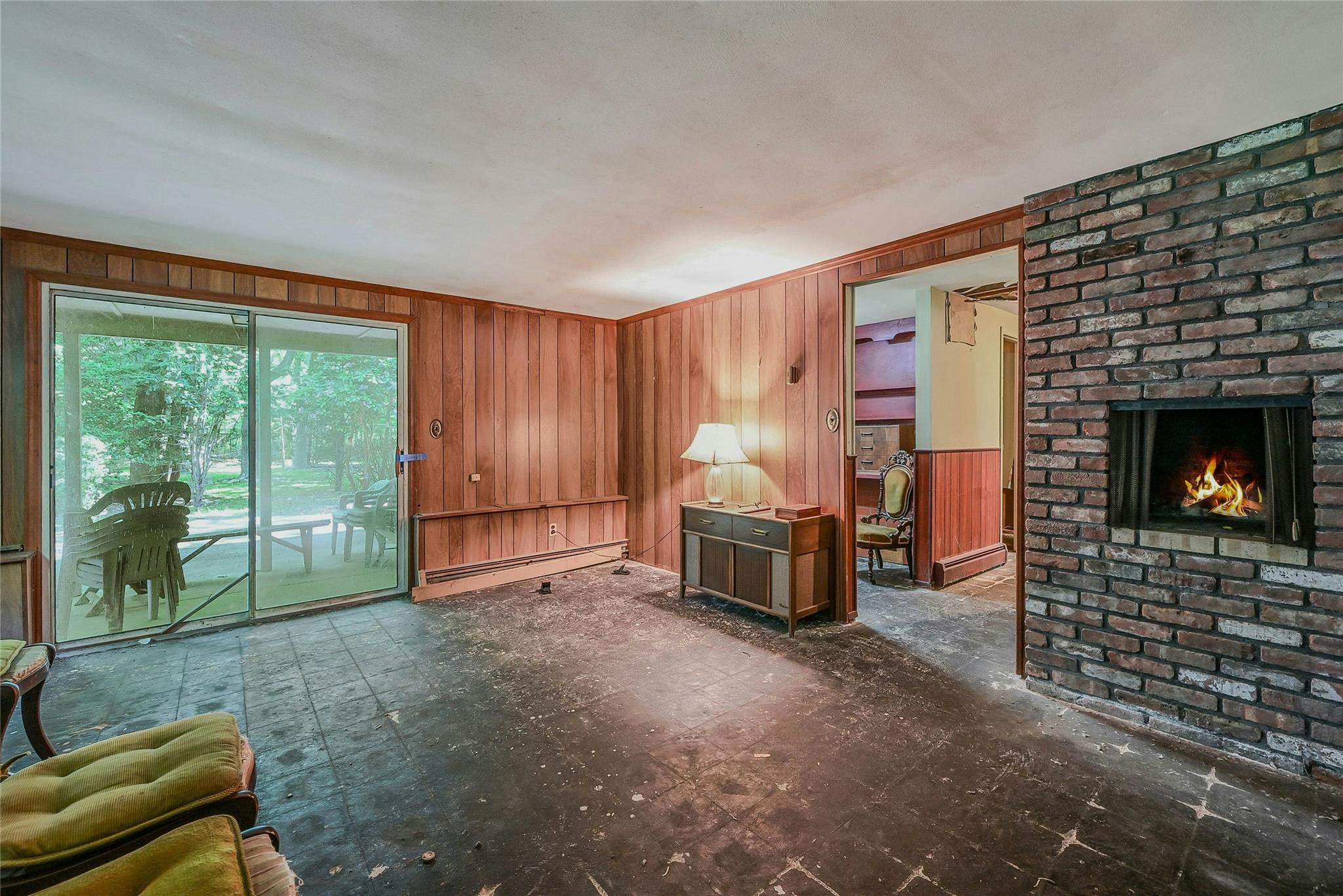 #20 photo, 10 Moonedge Road, Northport , NY 11768