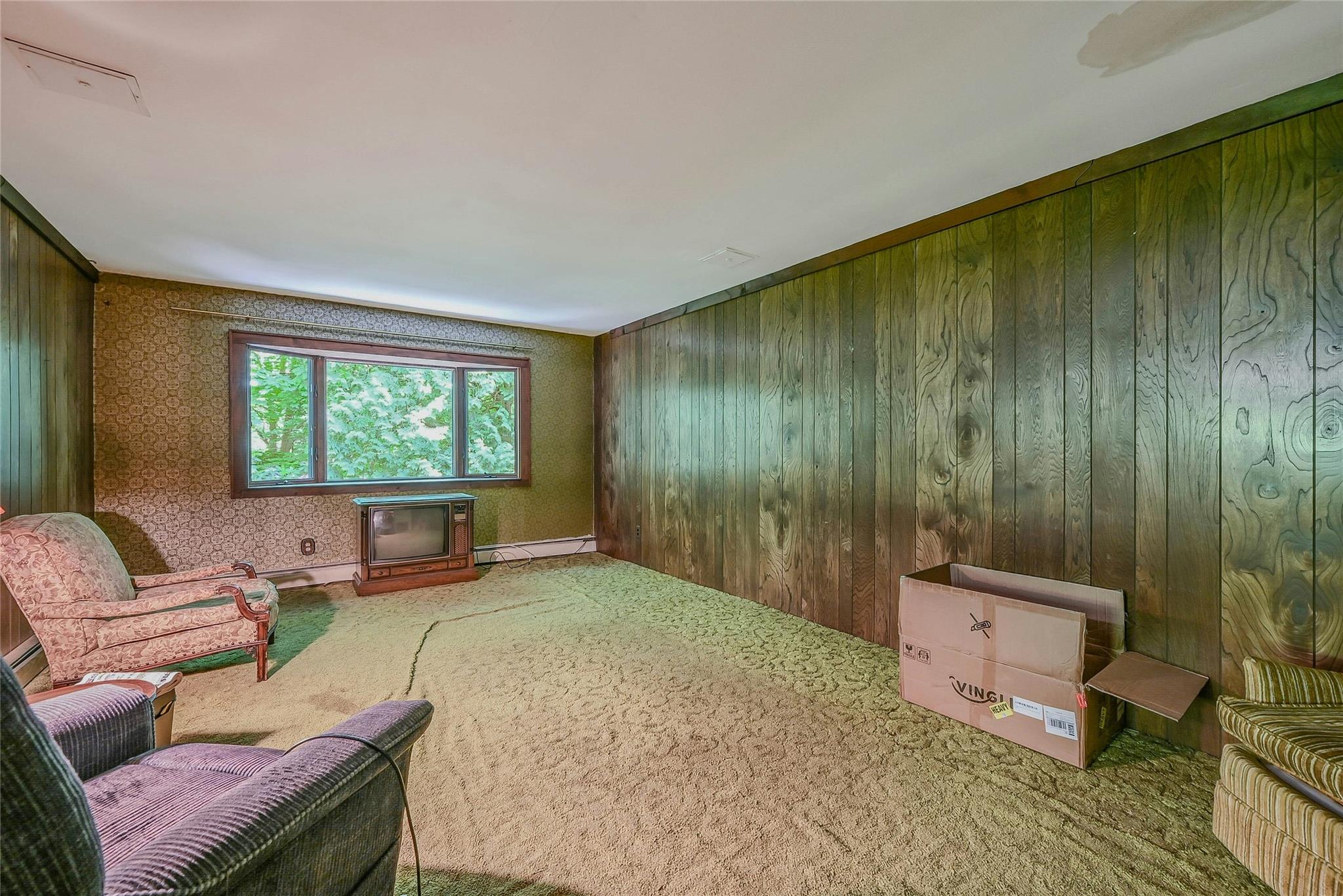 #6 photo, 10 Moonedge Road, Northport , NY 11768