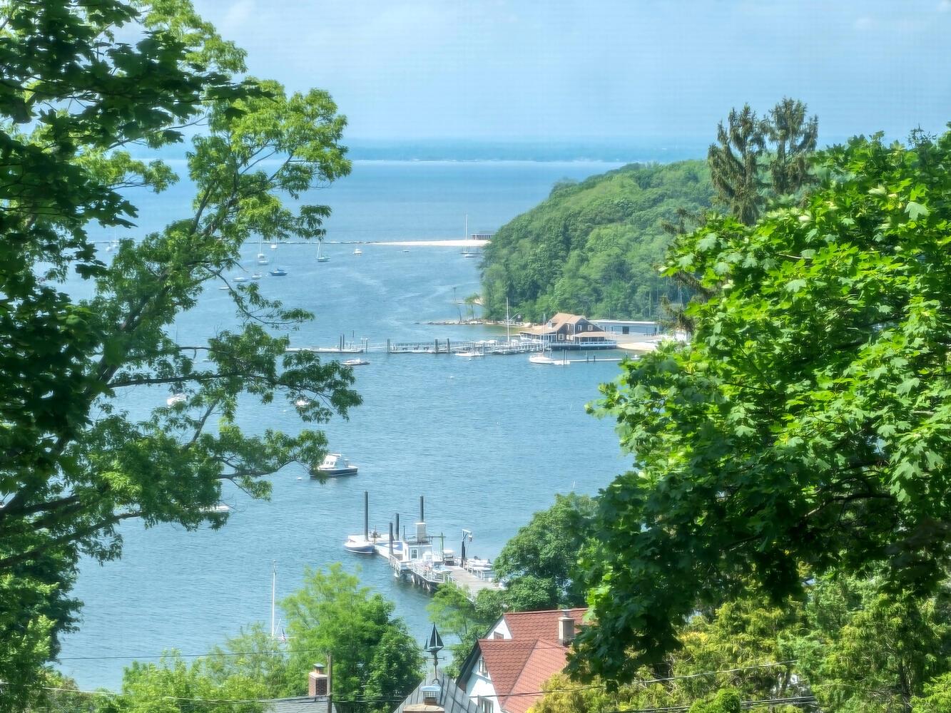 #1 photo, 42 Central Avenue, ناسو Sea Cliff , NY 11579