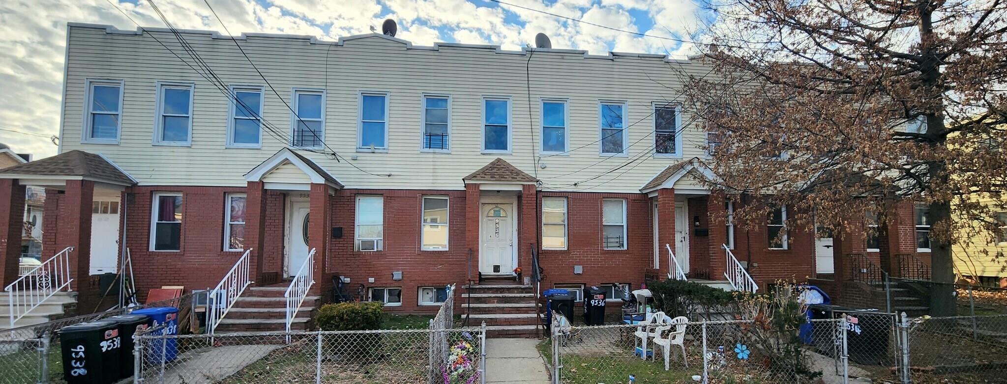 #1 photo, 9540 104 Street, Ozone Park , NY 11416