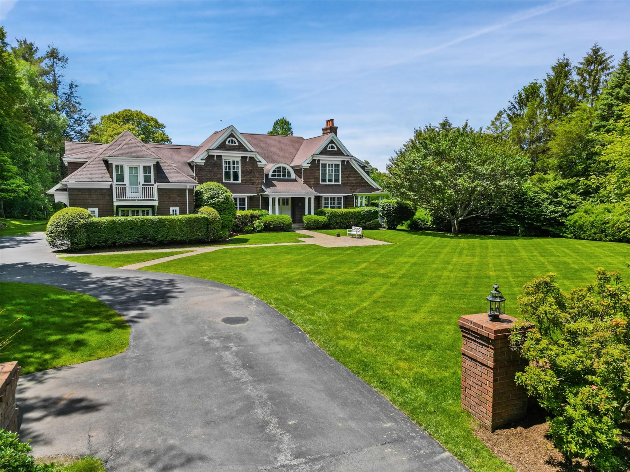 #1 photo, 61 Carolyn Place, Chappaqua , NY 10514