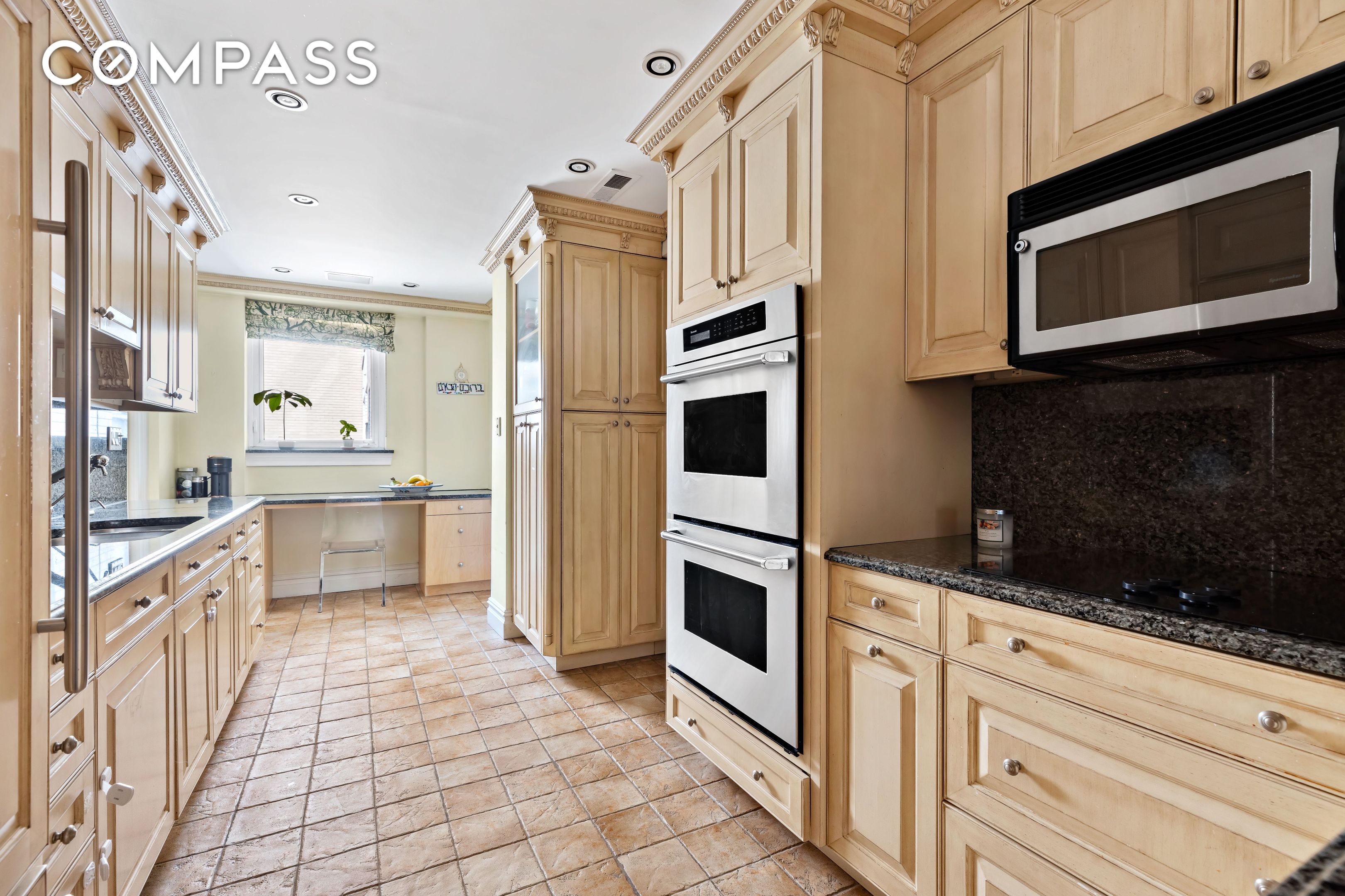 #5 photo, 175 E 62nd Street, マンハッタン Lenox Hill , NY 10065