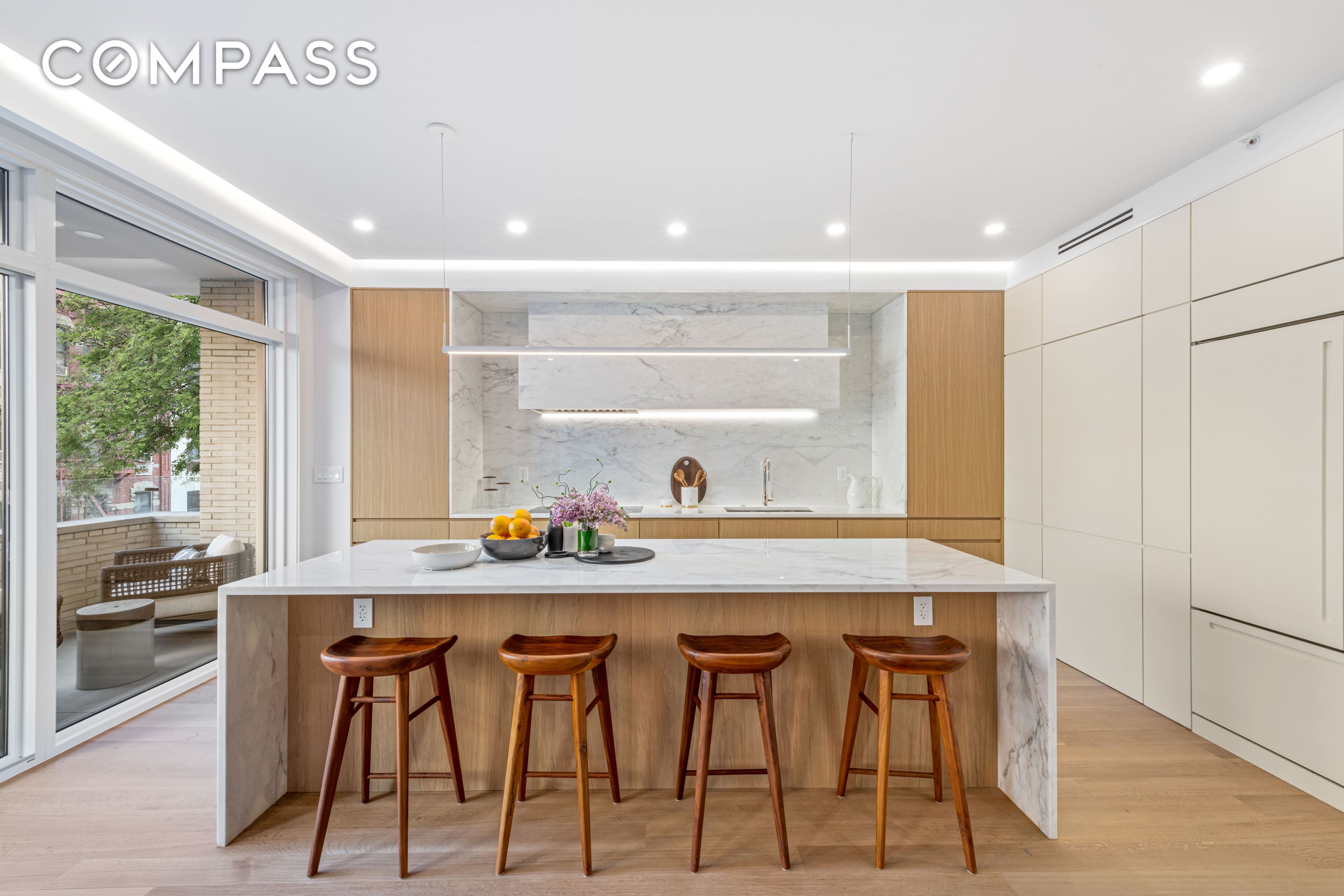 #4 photo, 420 E 75th Street, マンハッタン Lenox Hill , NY 10021