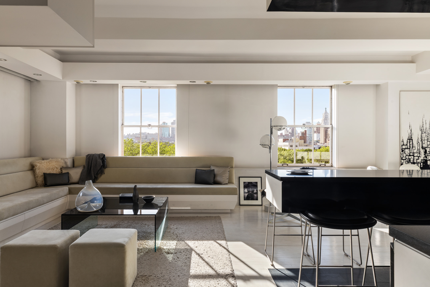 #1 photo, 143 Ave B, East Village , NY 10009