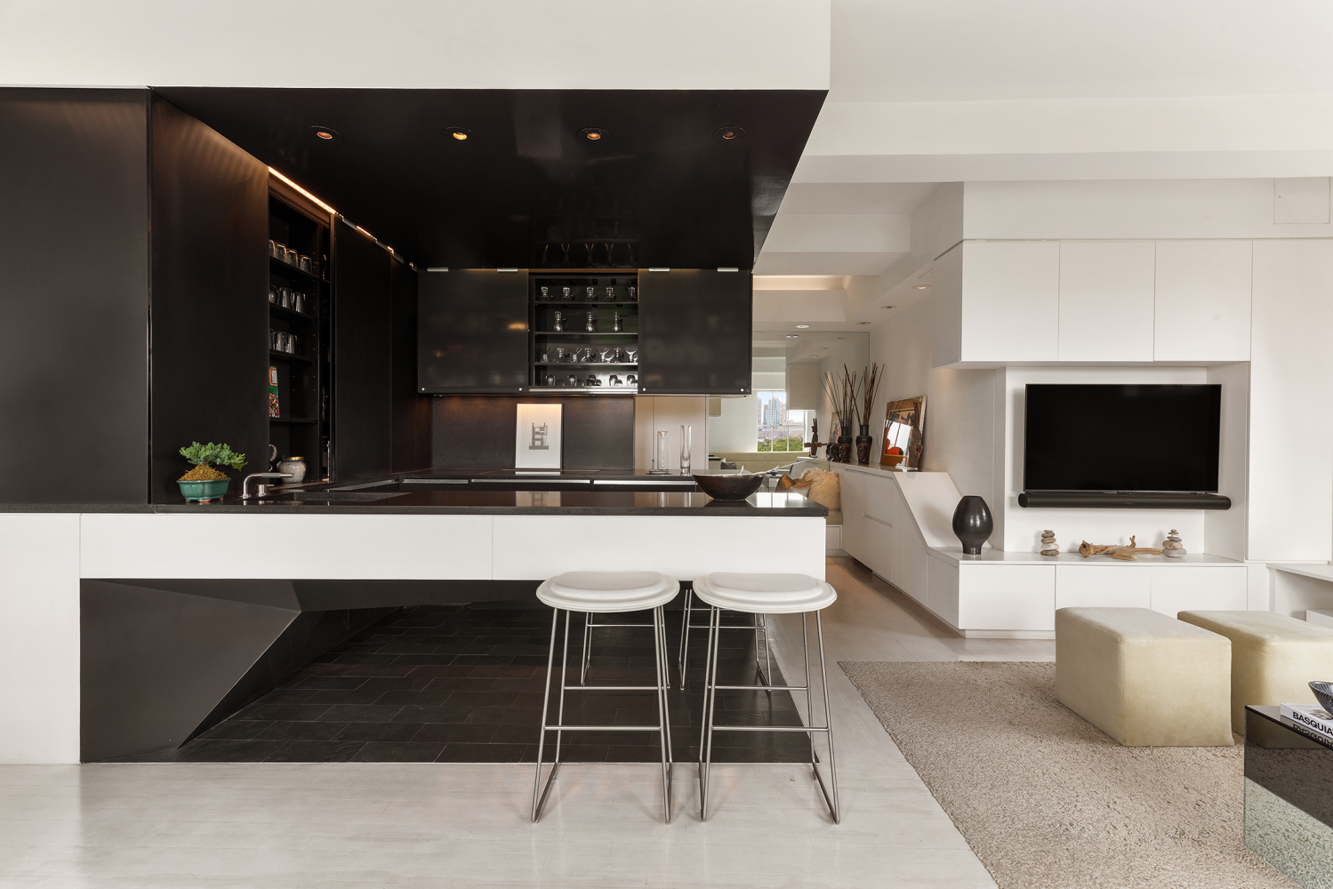 #5 photo, 143 Ave B, マンハッタン East Village , NY 10009