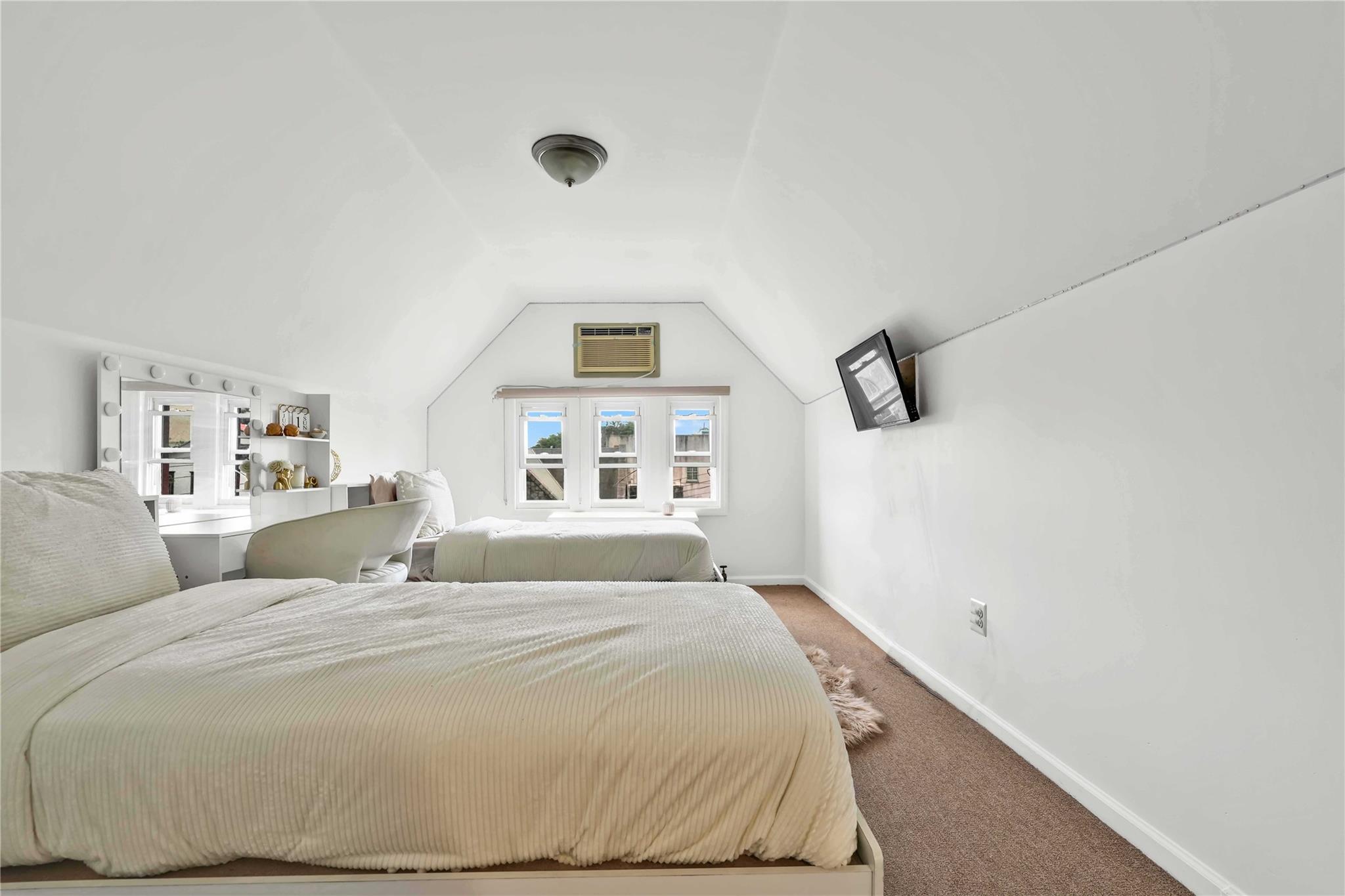 #15 photo, 114-11 86th Avenue, クイーンズ区 Richmond Hill North , NY 11418