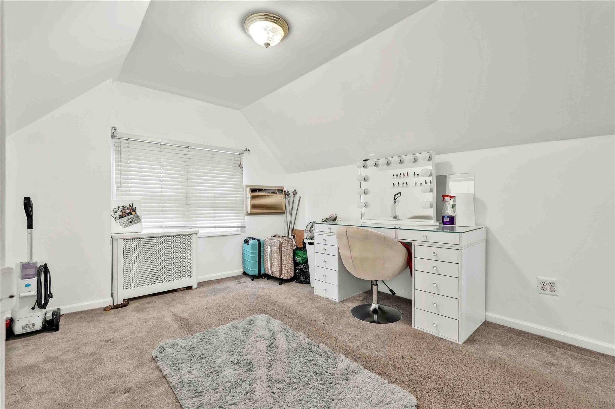 #17 photo, 114-11 86th Avenue, クイーンズ区 Richmond Hill North , NY 11418