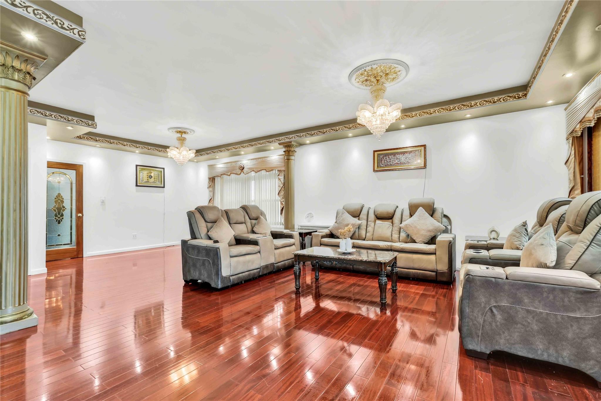 #7 photo, 114-11 86th Avenue, クイーンズ区 Richmond Hill North , NY 11418