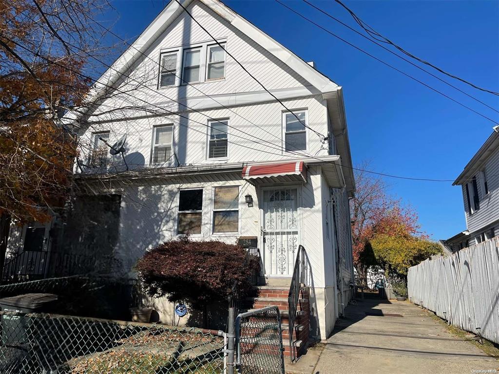 #1 photo, 284 Bayview Avenue, 長島 Inwood , NY 11096