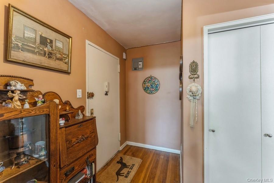 #2 photo, 61 Maine Avenue, Rockville Centre , NY 11570