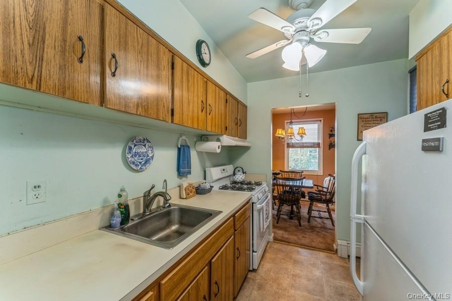 #7 photo, 61 Maine Avenue, Rockville Centre , NY 11570