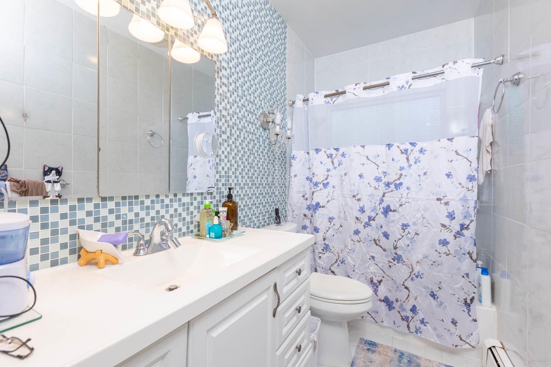 #16 photo, 849 E Bay Drive, サフォーク郡 West Islip , NY 11795