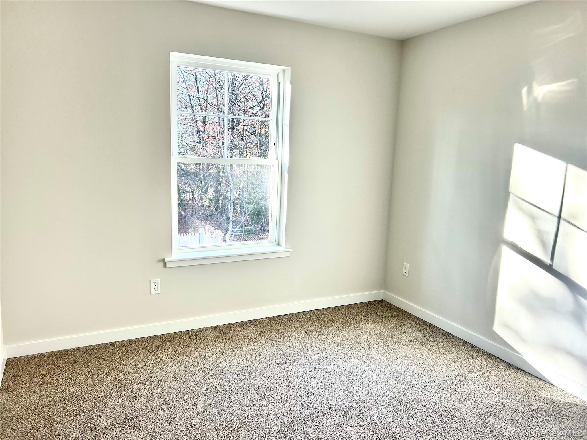 #14 photo, 20 10th Street, 롱 아일랜드 Ronkonkoma , NY 11779