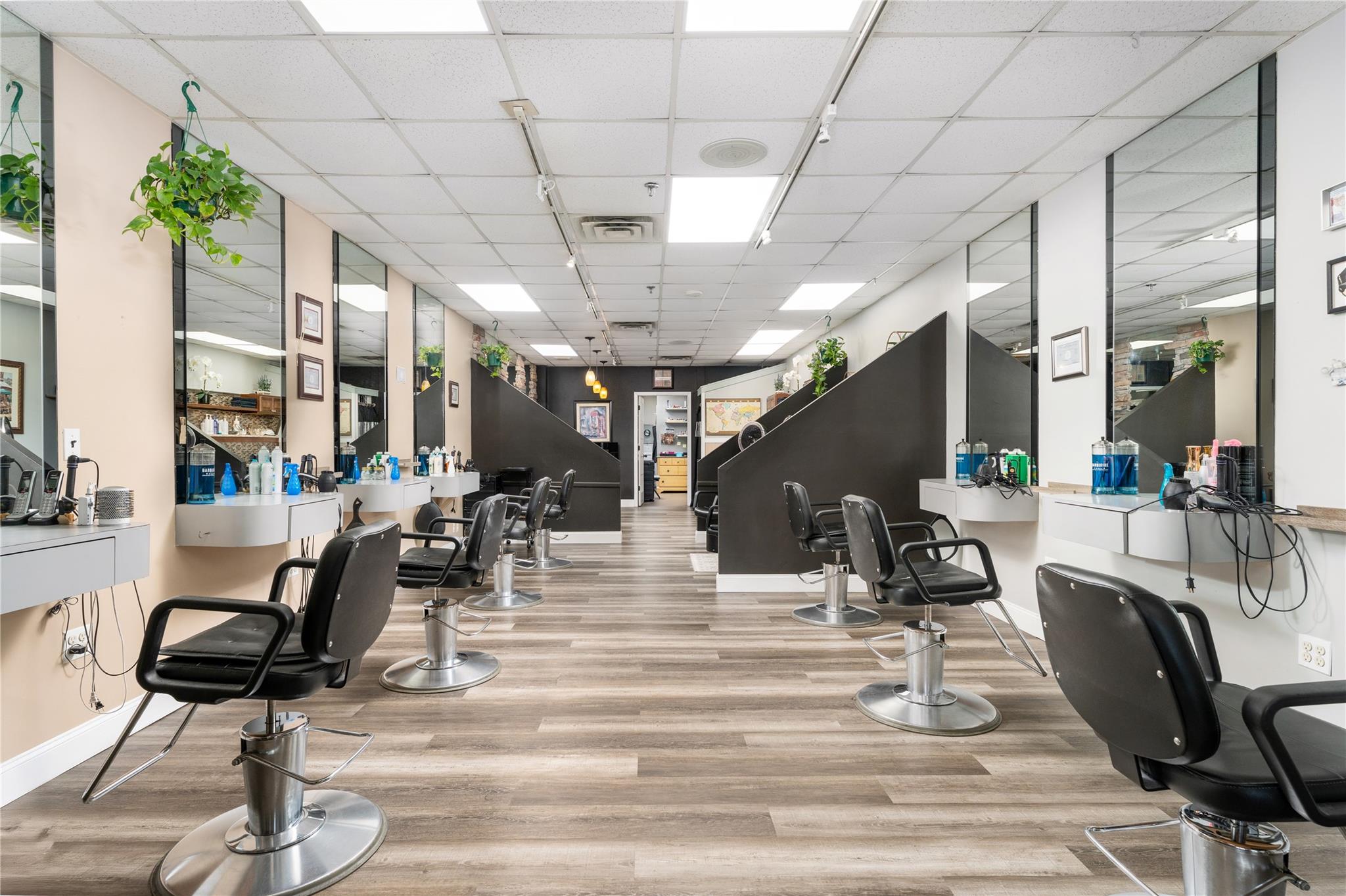 #6 photo, 99-10 Route 25A, サフォーク郡 Shoreham , NY 11786