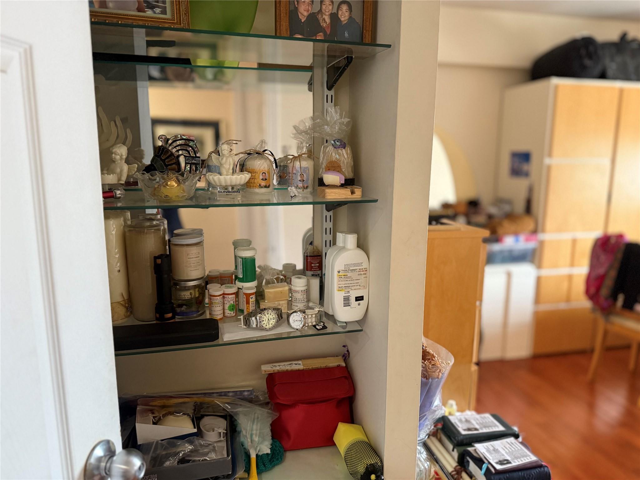 #11 photo, 81-09 41 Avenue, クイーンズ区 Elmhurst , NY 11373