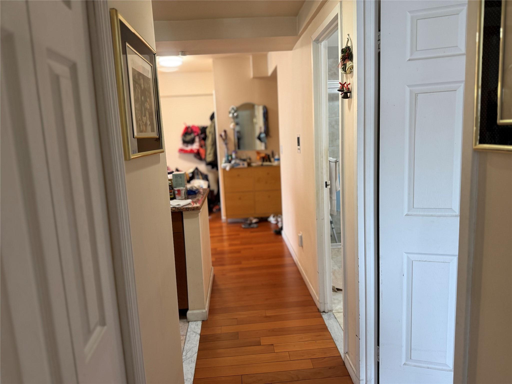 #13 photo, 81-09 41 Avenue, クイーンズ区 Elmhurst , NY 11373