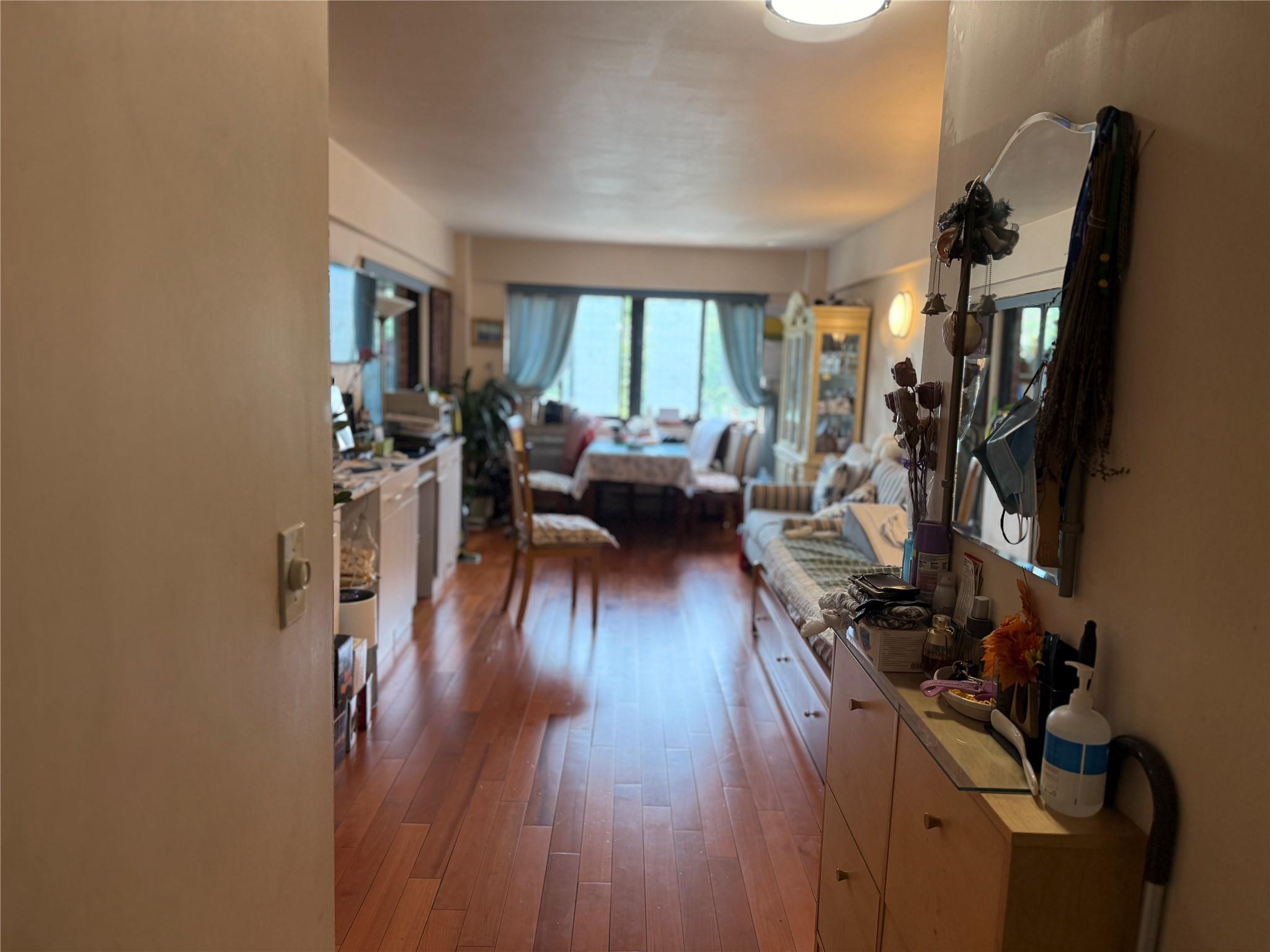 #16 photo, 81-09 41 Avenue, クイーンズ区 Elmhurst , NY 11373