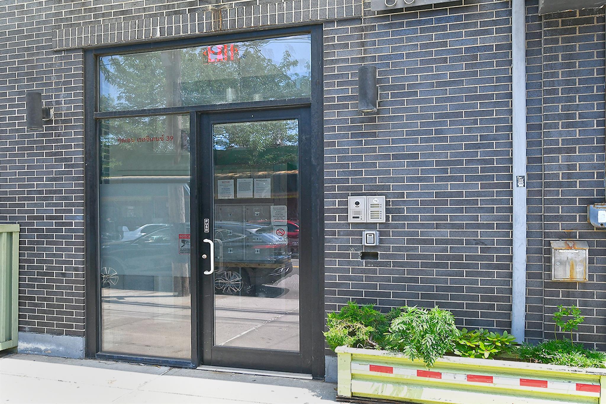 #14 photo, 60-11 39 Avenue, クイーンズ区 Woodside , NY 11377