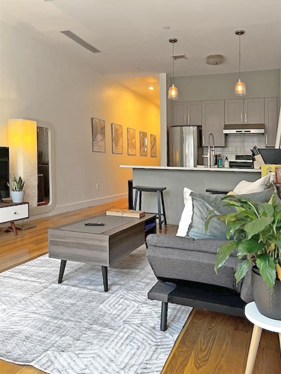 #16 photo, 60-11 39 Avenue, クイーンズ区 Woodside , NY 11377