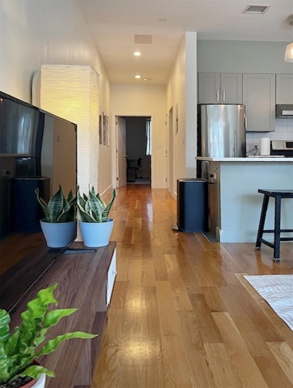 #17 photo, 60-11 39 Avenue, クイーンズ区 Woodside , NY 11377