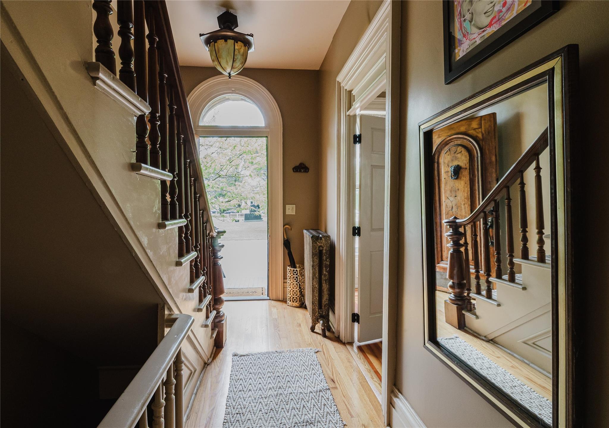 #10 photo, 1 E Court Street, Hudson , NY 12534